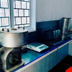 Controle tecnológico e ambiente de laboratório — Fornecedora Pavimentos